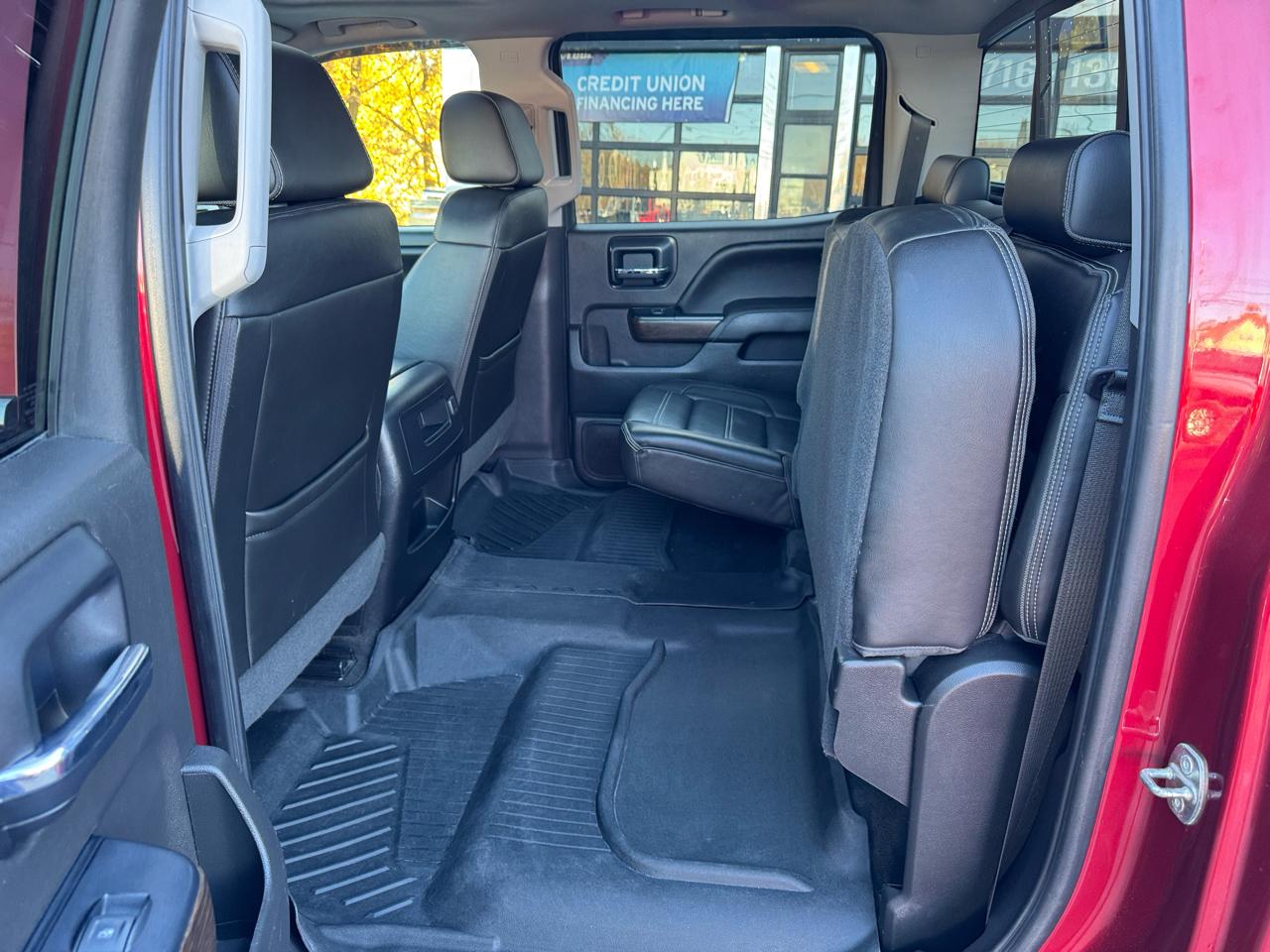 GMC Sierra 1500 4WD Crew Cab 143.5" Denali 2018