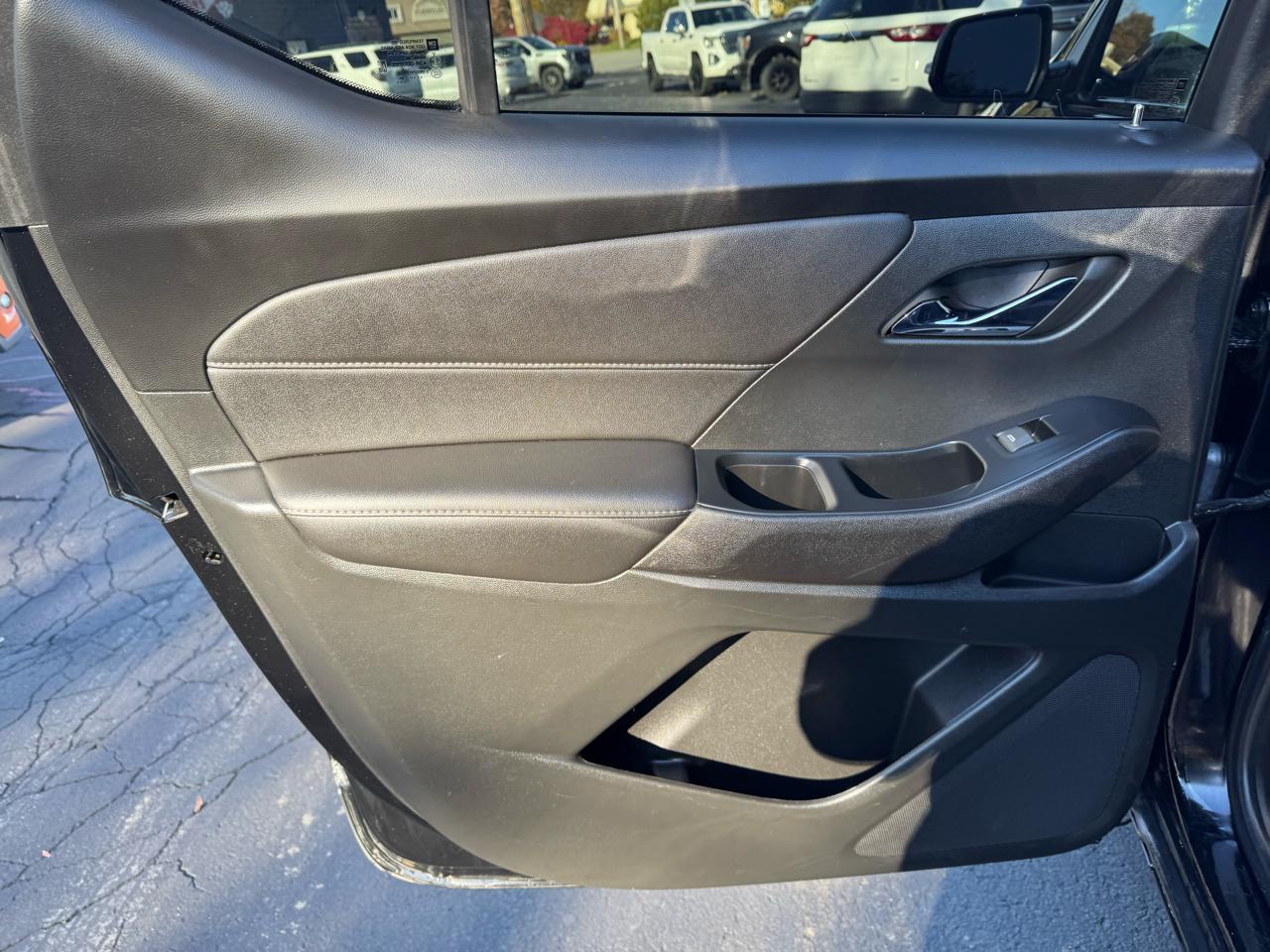 Chevrolet Traverse AWD 4dr LT Leather 2022