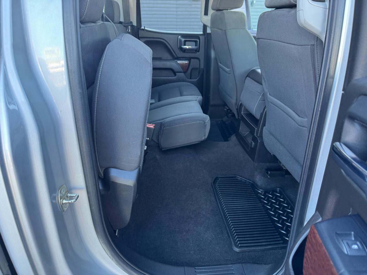 GMC Sierra 1500 4WD Double Cab 143.5" SLE 2018