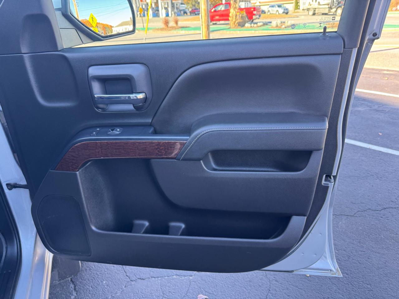 GMC Sierra 1500 4WD Double Cab 143.5" SLE 2018