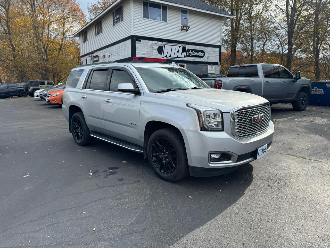 GMC Yukon 4WD 4dr SLT 2017