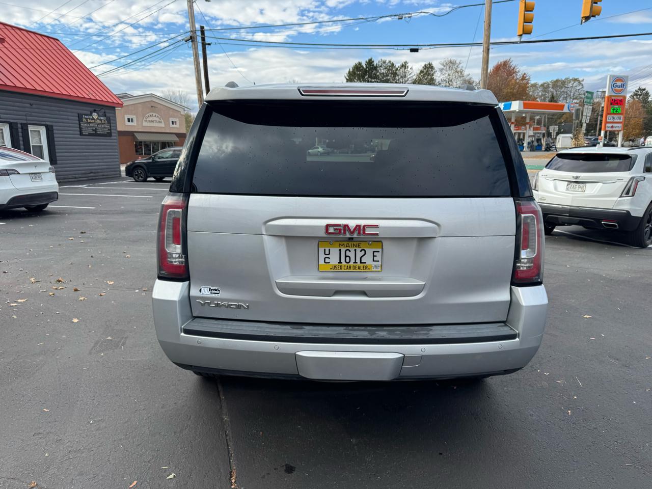 GMC Yukon 4WD 4dr SLT 2017