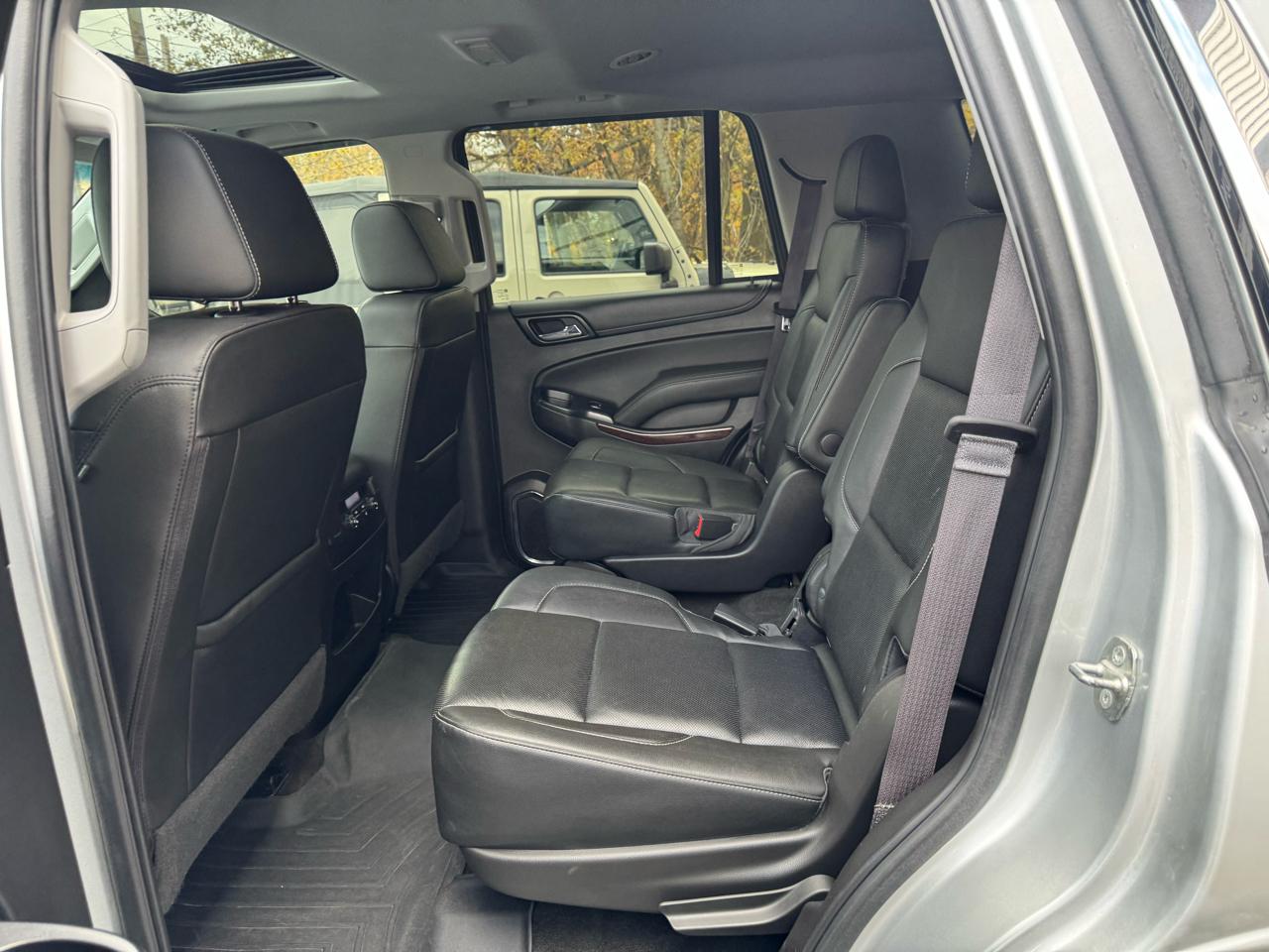 GMC Yukon 4WD 4dr SLT 2017