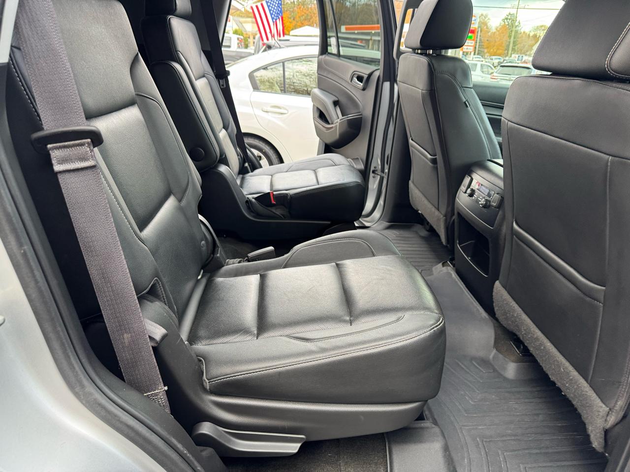 GMC Yukon 4WD 4dr SLT 2017