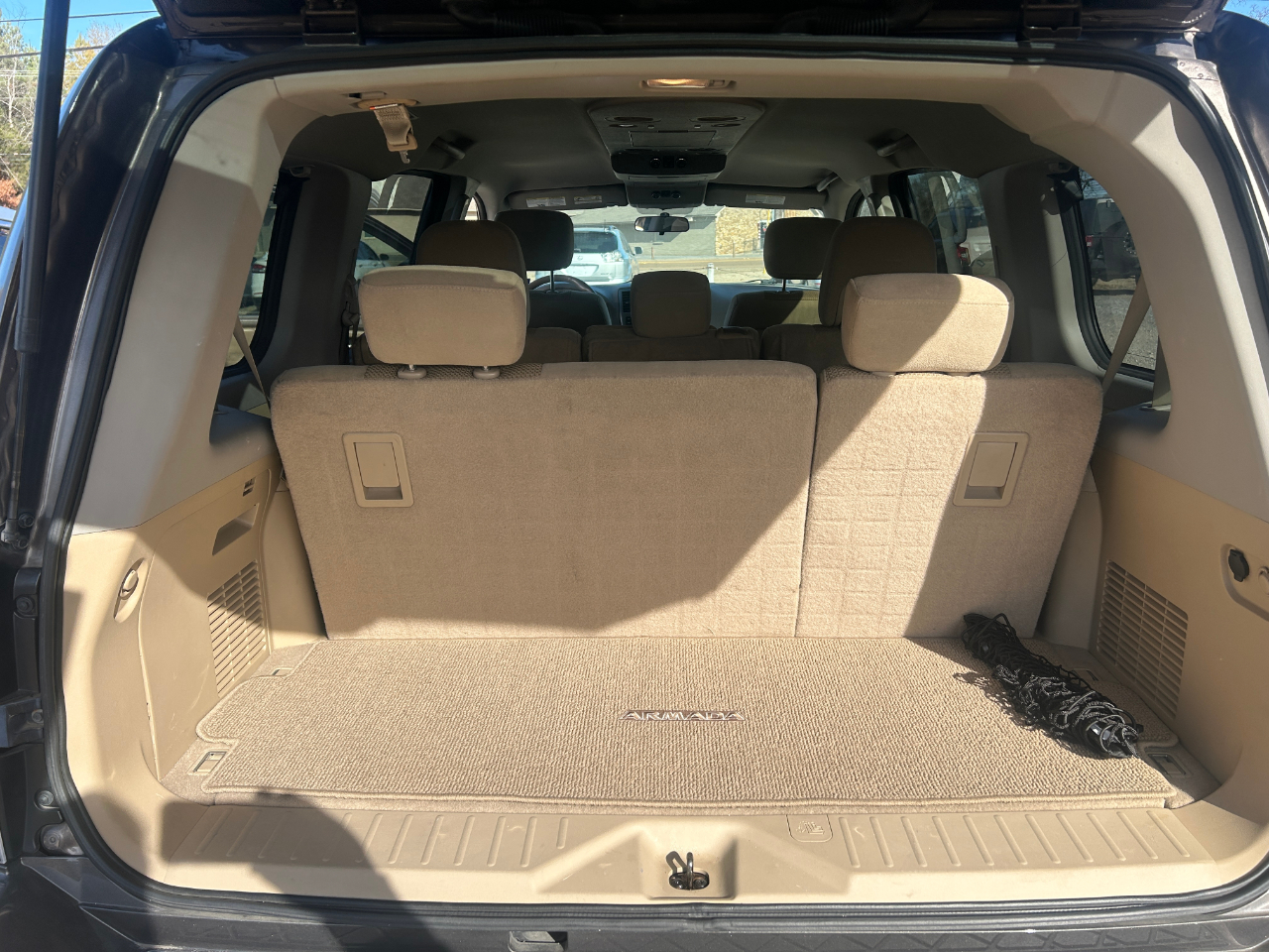 Nissan Armada SV 2WD 2015