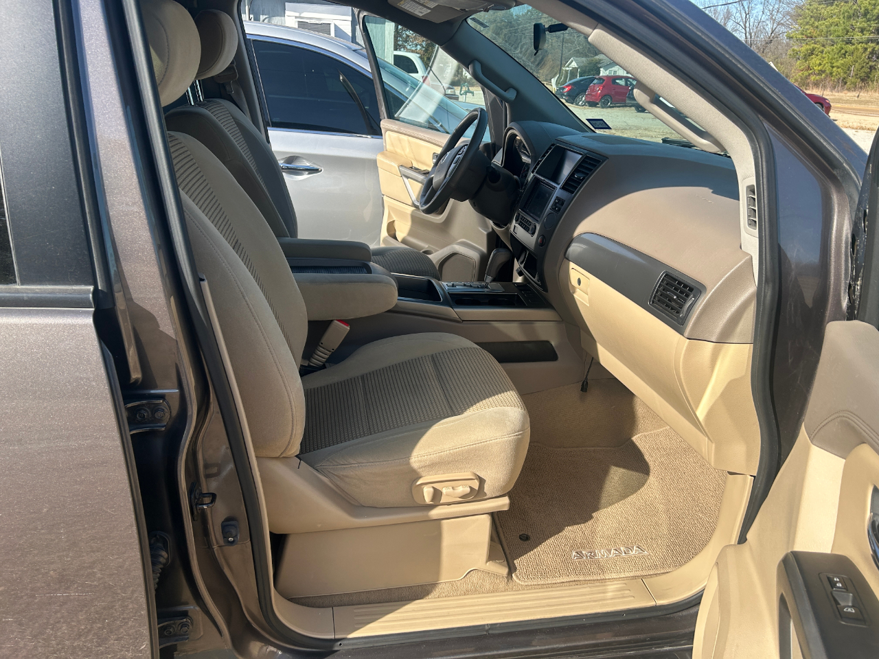 Nissan Armada SV 2WD 2015