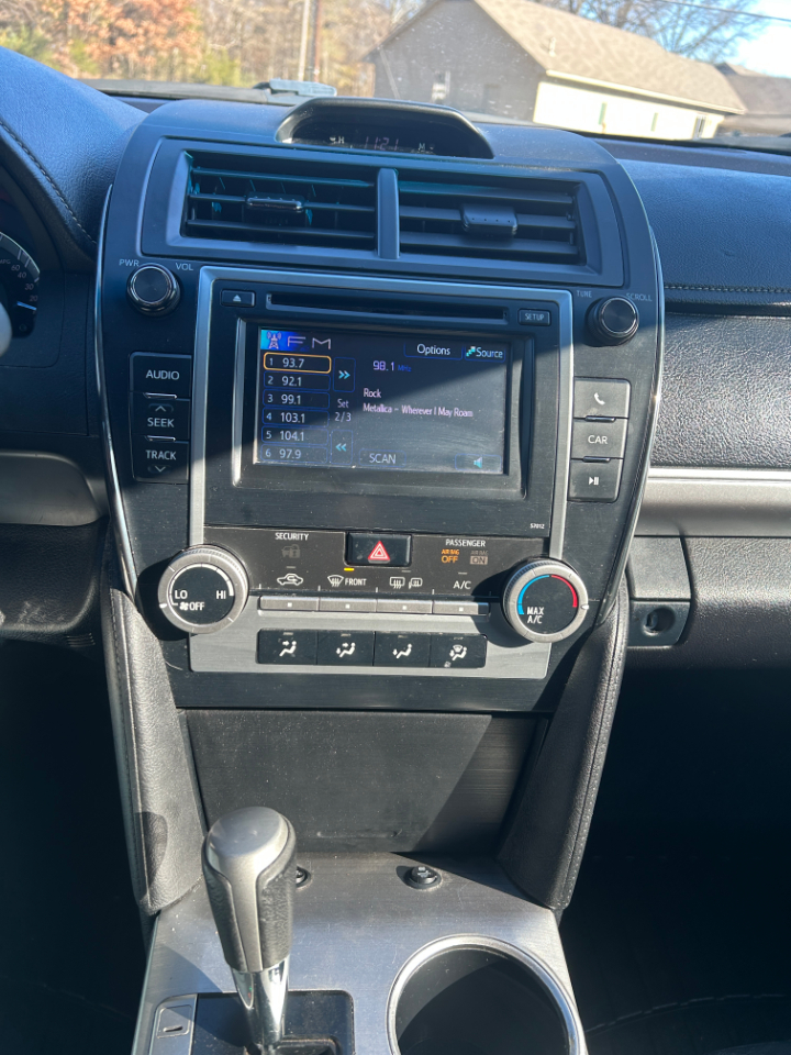 Toyota Camry SE 2012