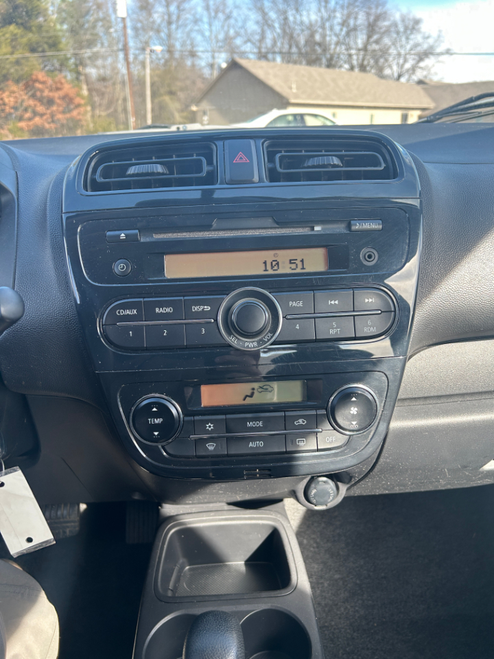 Mitsubishi Mirage DE 4D Hatchback 2015