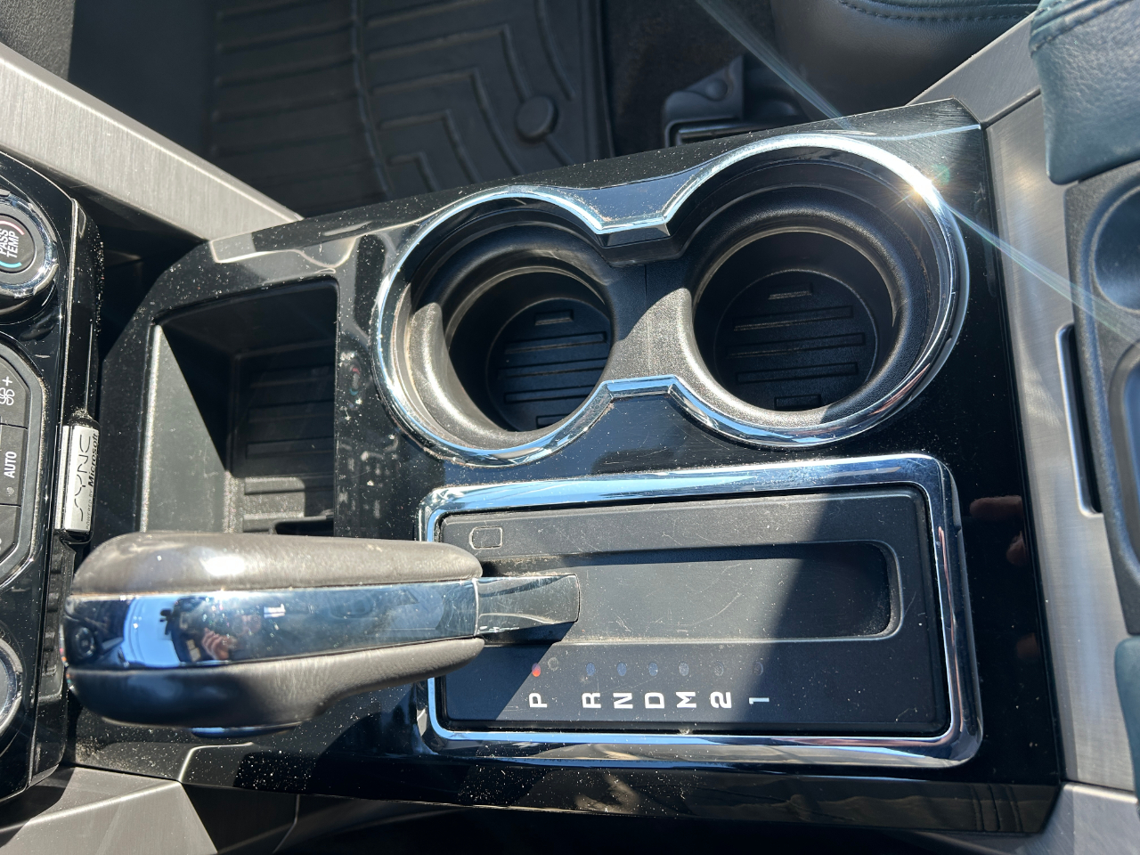 Ford F-150 Limited SuperCrew 4WD 2014