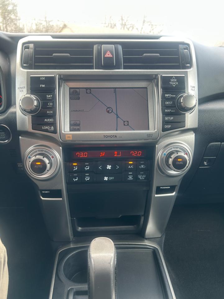 Toyota 4Runner Limited 2012