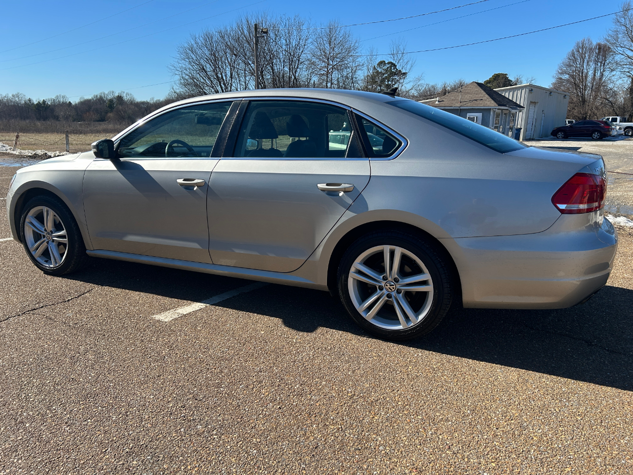Volkswagen Passat 1.8T SE AT PZEV 2014
