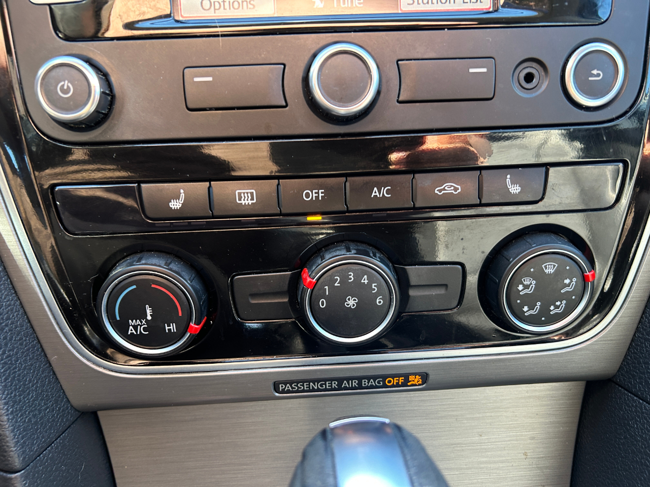 Volkswagen Passat 1.8T SE AT PZEV 2014