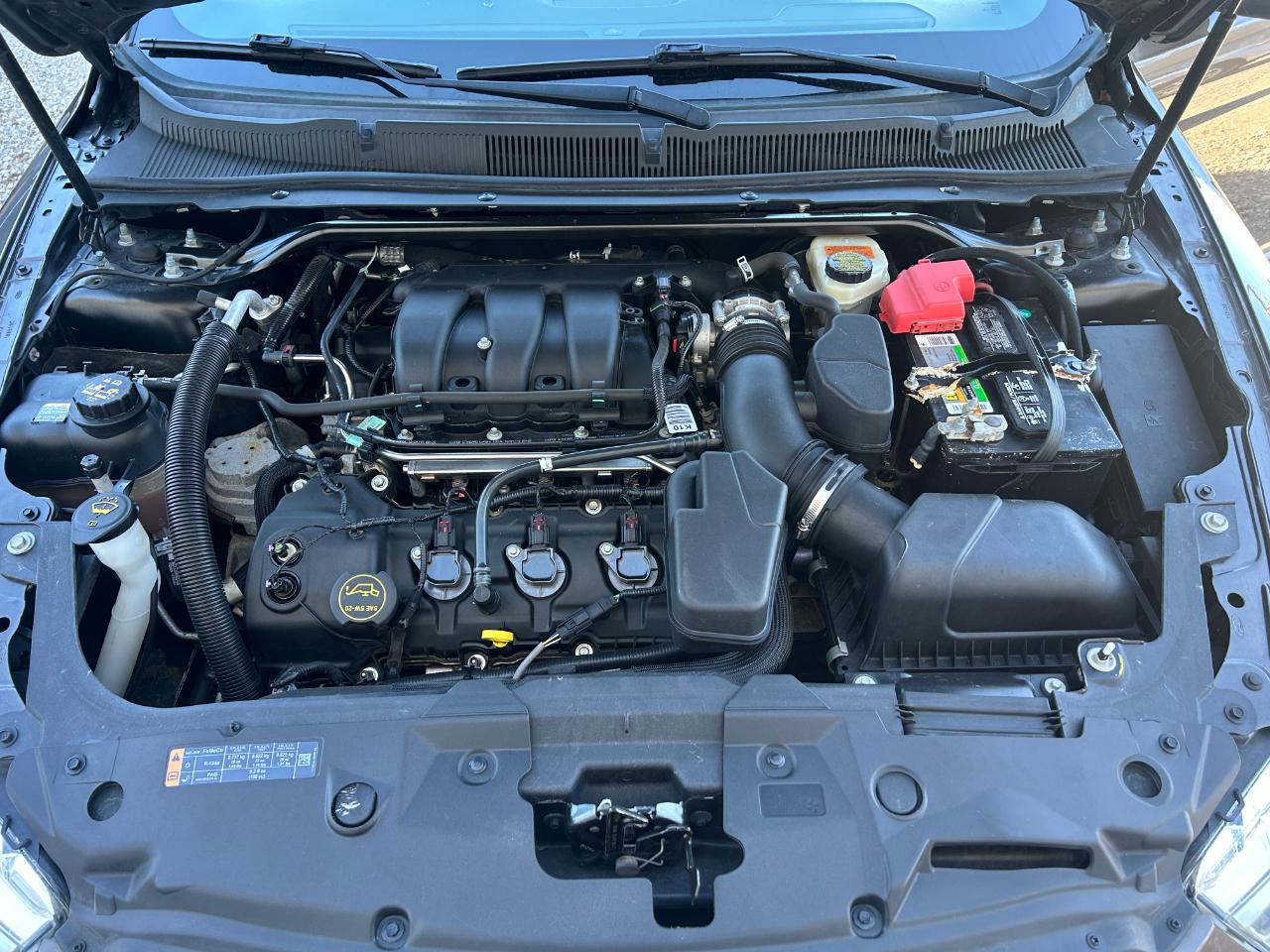 Ford Taurus Limited FWD 2016