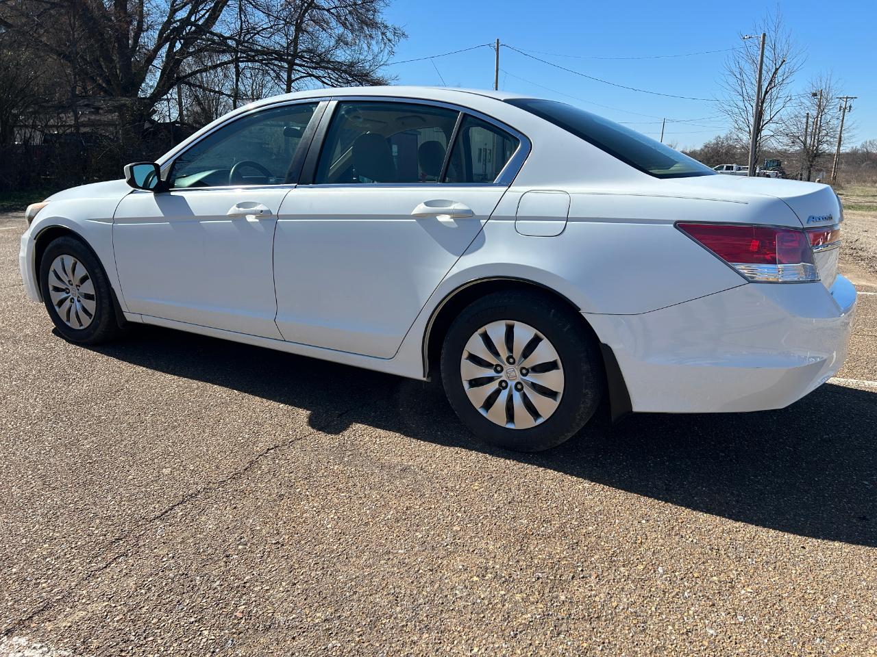 Honda Accord LX sedan AT 2012