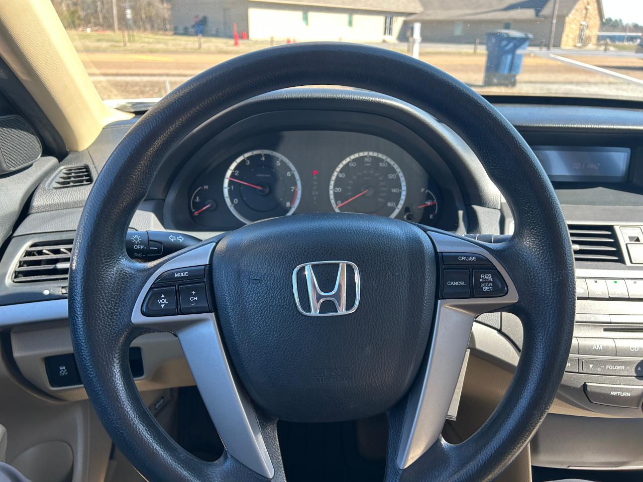 Honda Accord LX sedan AT 2012