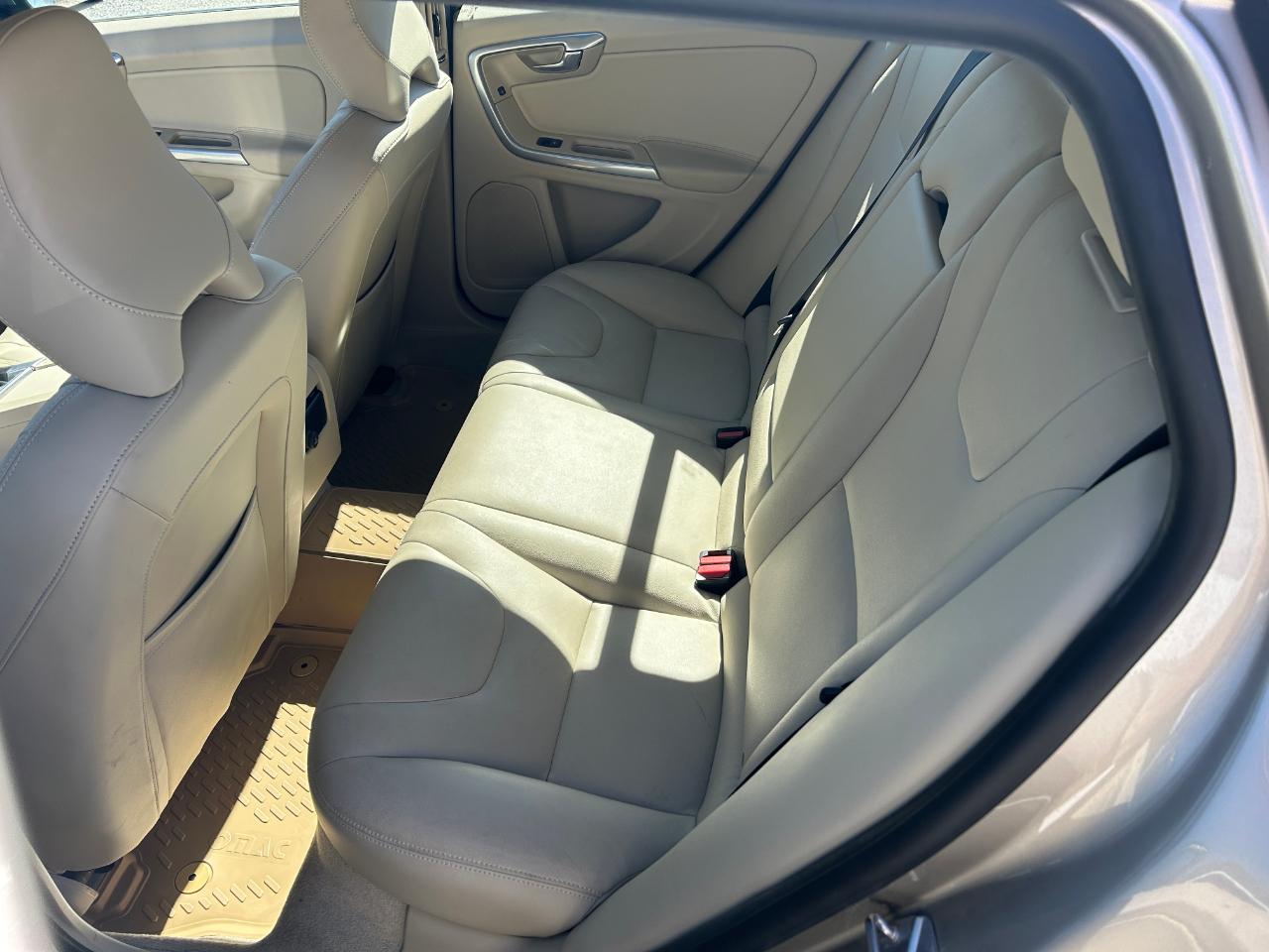 Volvo V60 T5 Drive-E Premier FWD 2015