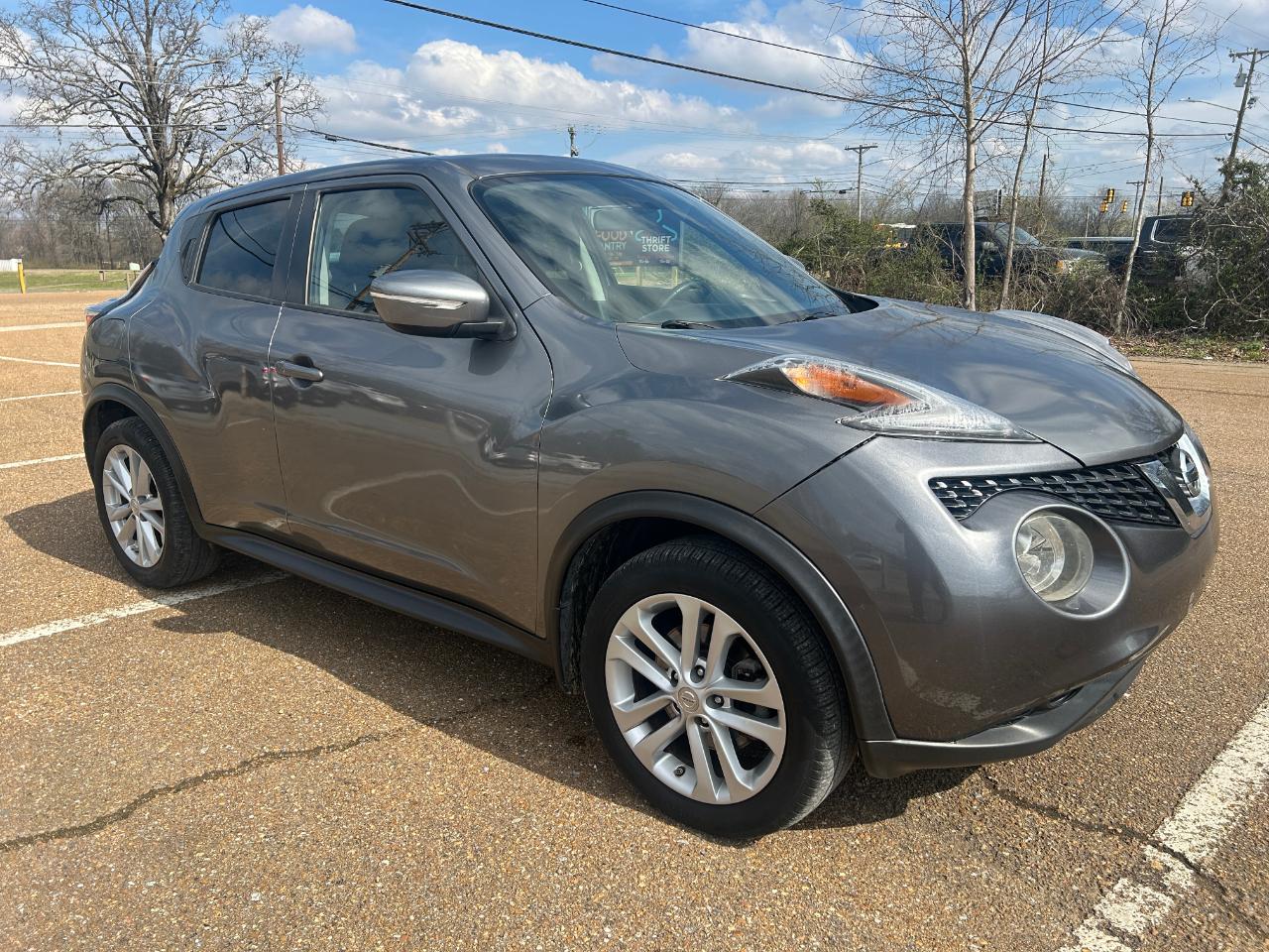 Nissan Juke SV AWD 2016