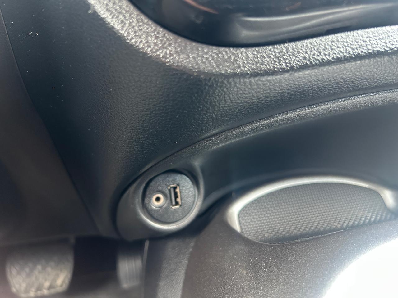 Nissan Juke SV AWD 2016