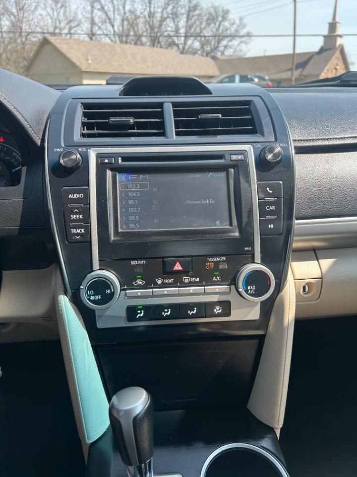 Toyota Camry LE 2012