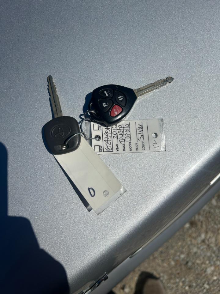 Toyota Corolla LE 4-Speed AT 2010