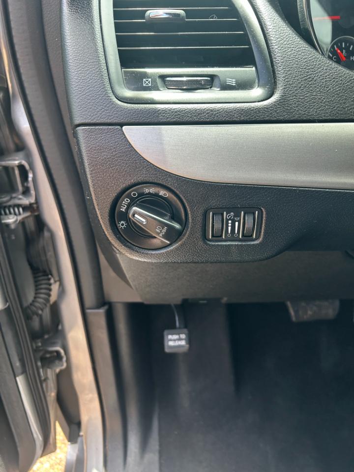 2016 Dodge Grand Caravan R/T - Photo 21