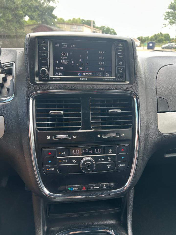 2016 Dodge Grand Caravan R/T - Photo 22