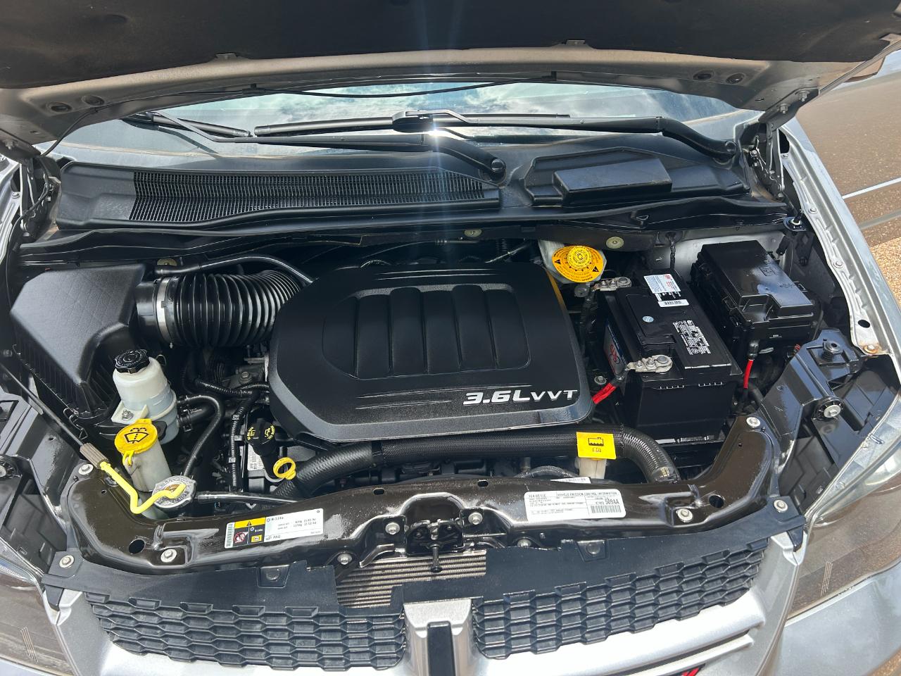 2016 Dodge Grand Caravan R/T - Photo 31
