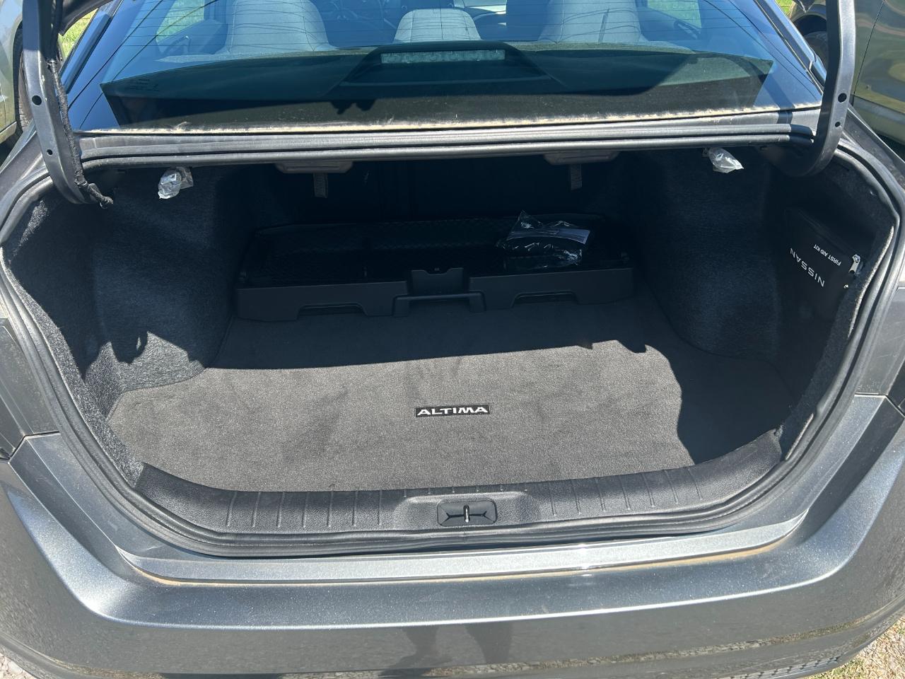 Nissan Altima 2.5 SV 2024