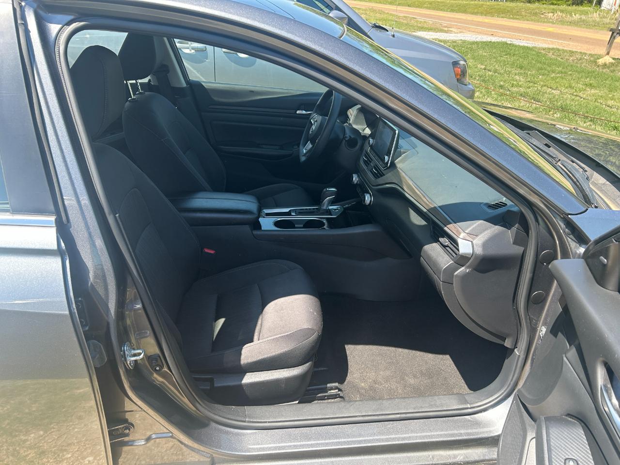 Nissan Altima 2.5 SV 2024