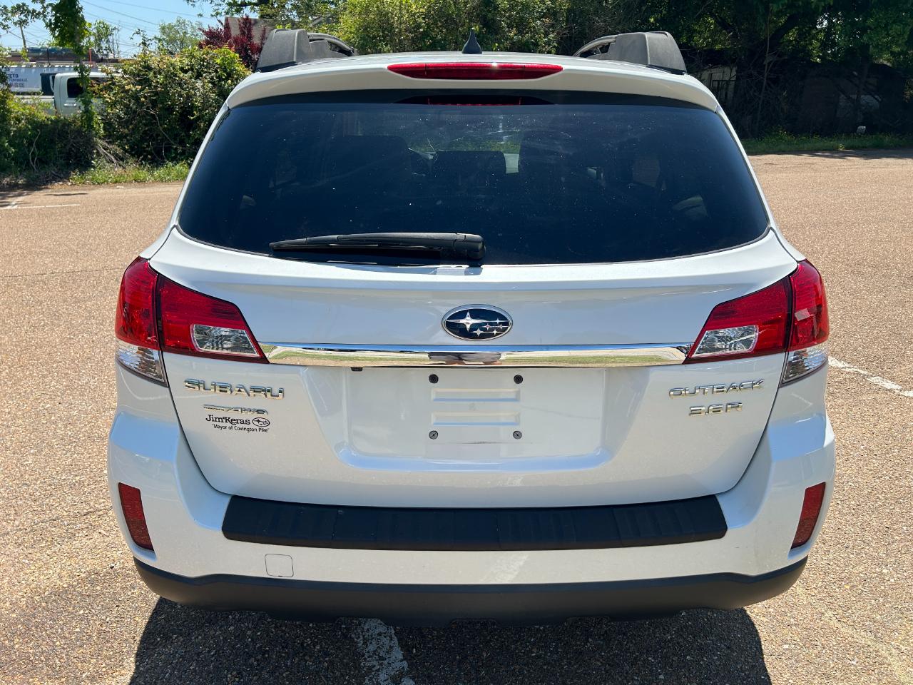 Subaru Outback 4dr Wgn H6 Auto 3.6R Limited Pwr Moon/Nav 2011