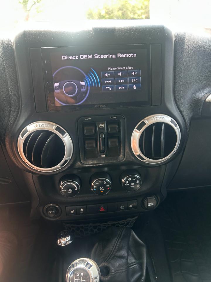 Jeep Wrangler Unlimited 4WD 4dr Call of Duty MW3 *Ltd Avail* 2012