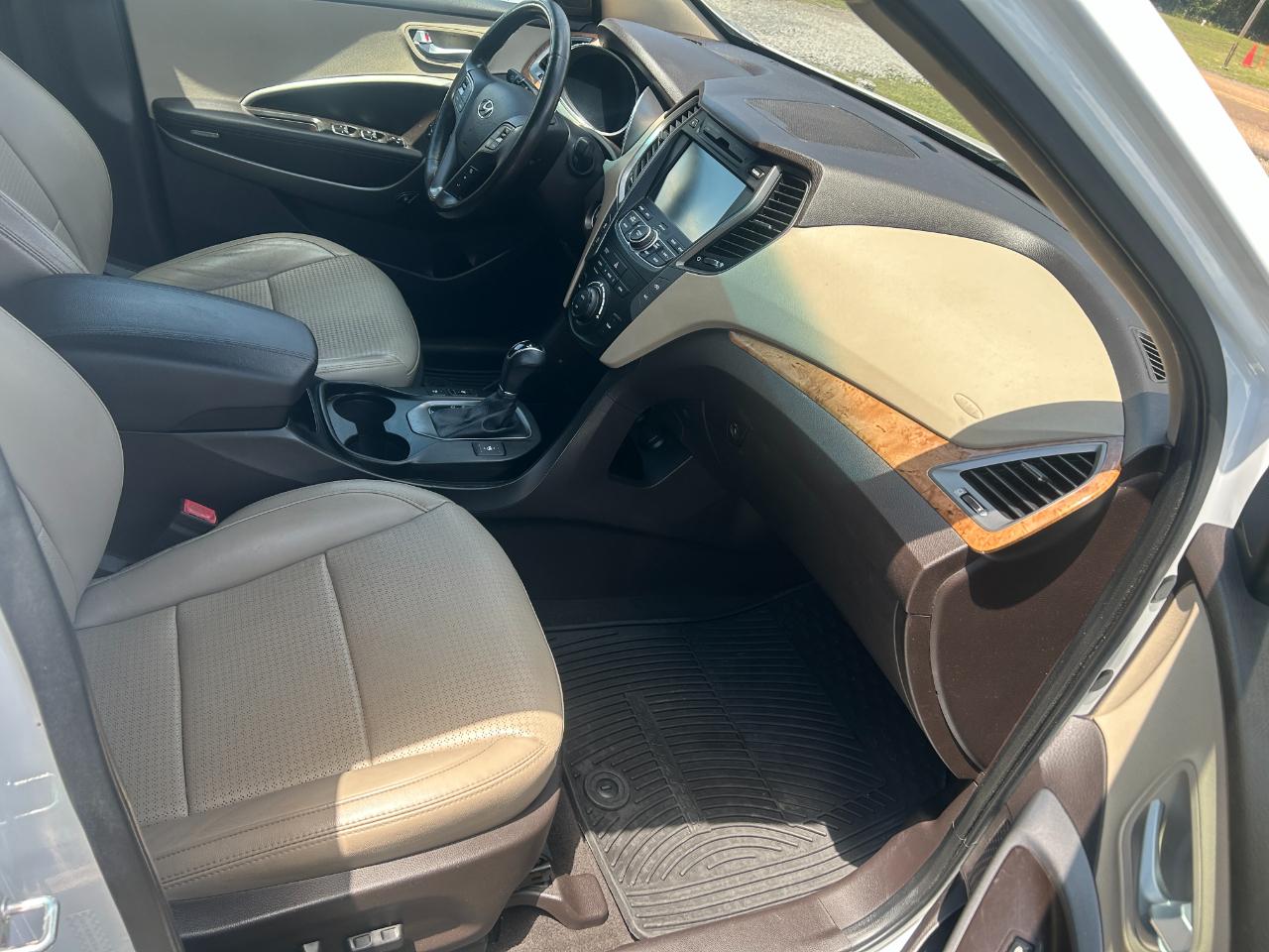 Hyundai Santa Fe Sport AWD 4dr 2.4 2014