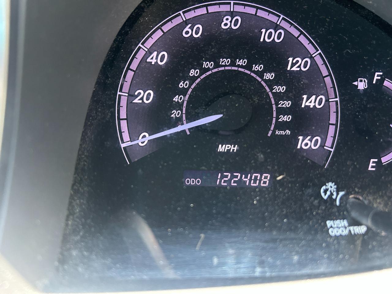 Toyota Avalon 4dr Sdn (Natl) 2011
