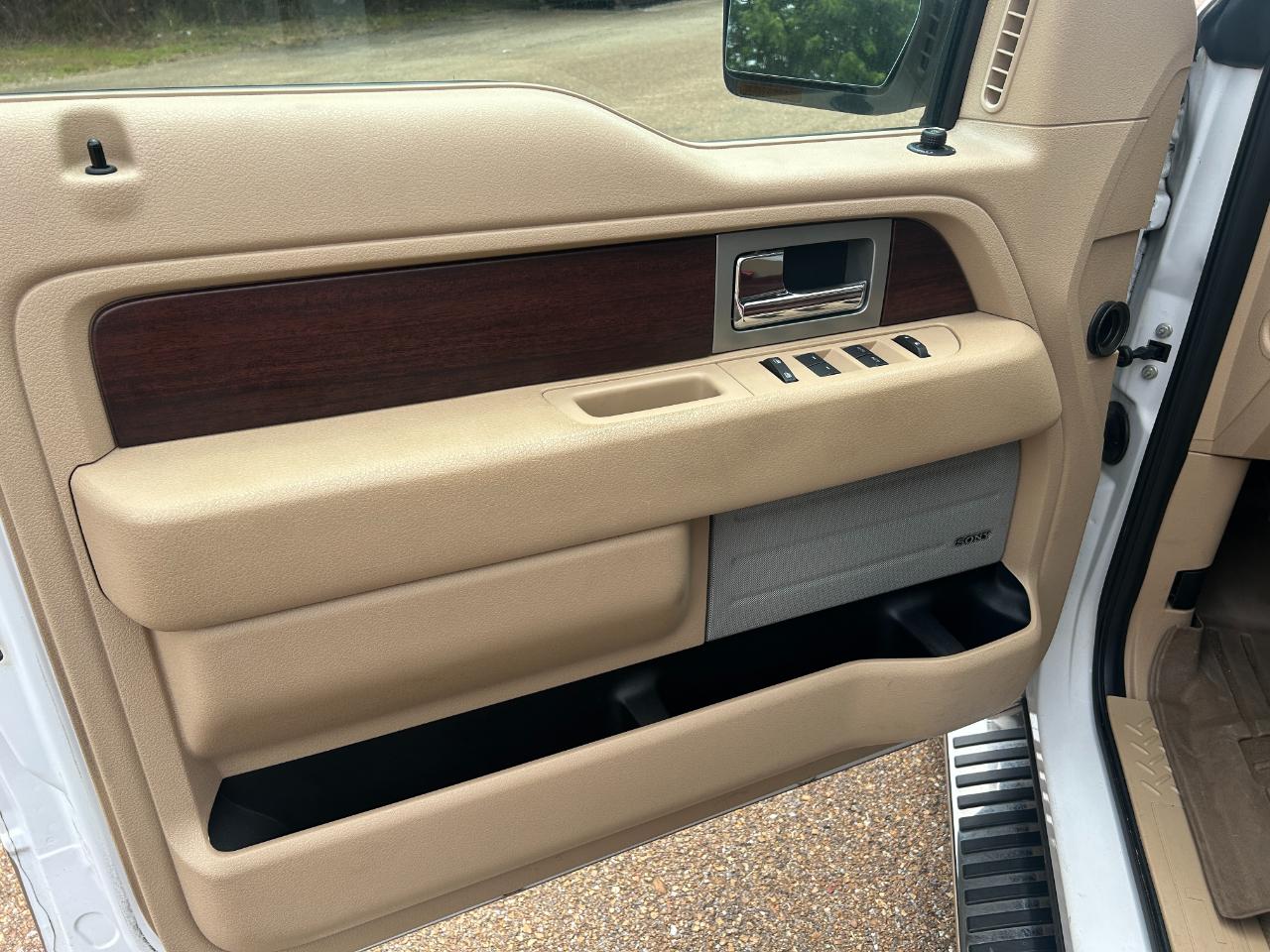 Ford F-150 4WD SuperCrew 145" King Ranch 2014