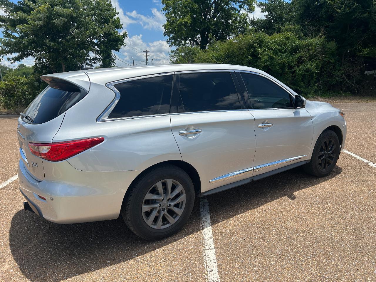 Infiniti JX35 AWD 4dr 2013