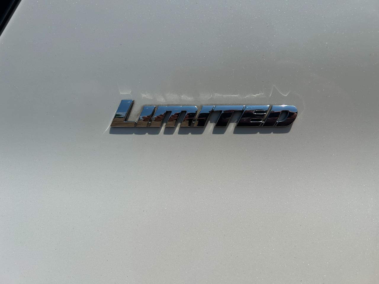 Toyota 4Runner RWD 4dr V6 Limited (Natl) 2015