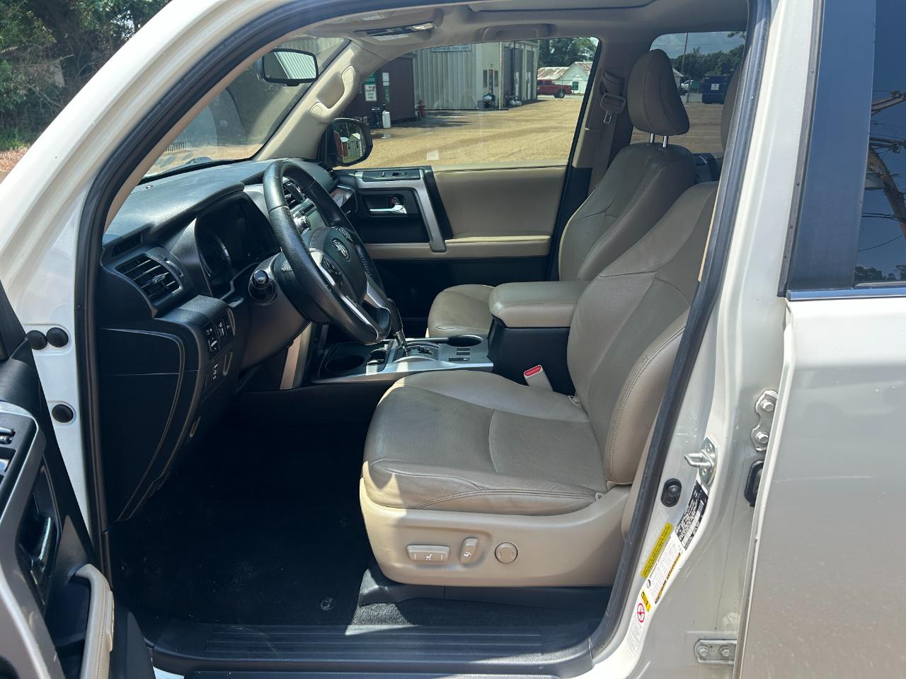 Toyota 4Runner RWD 4dr V6 Limited (Natl) 2015