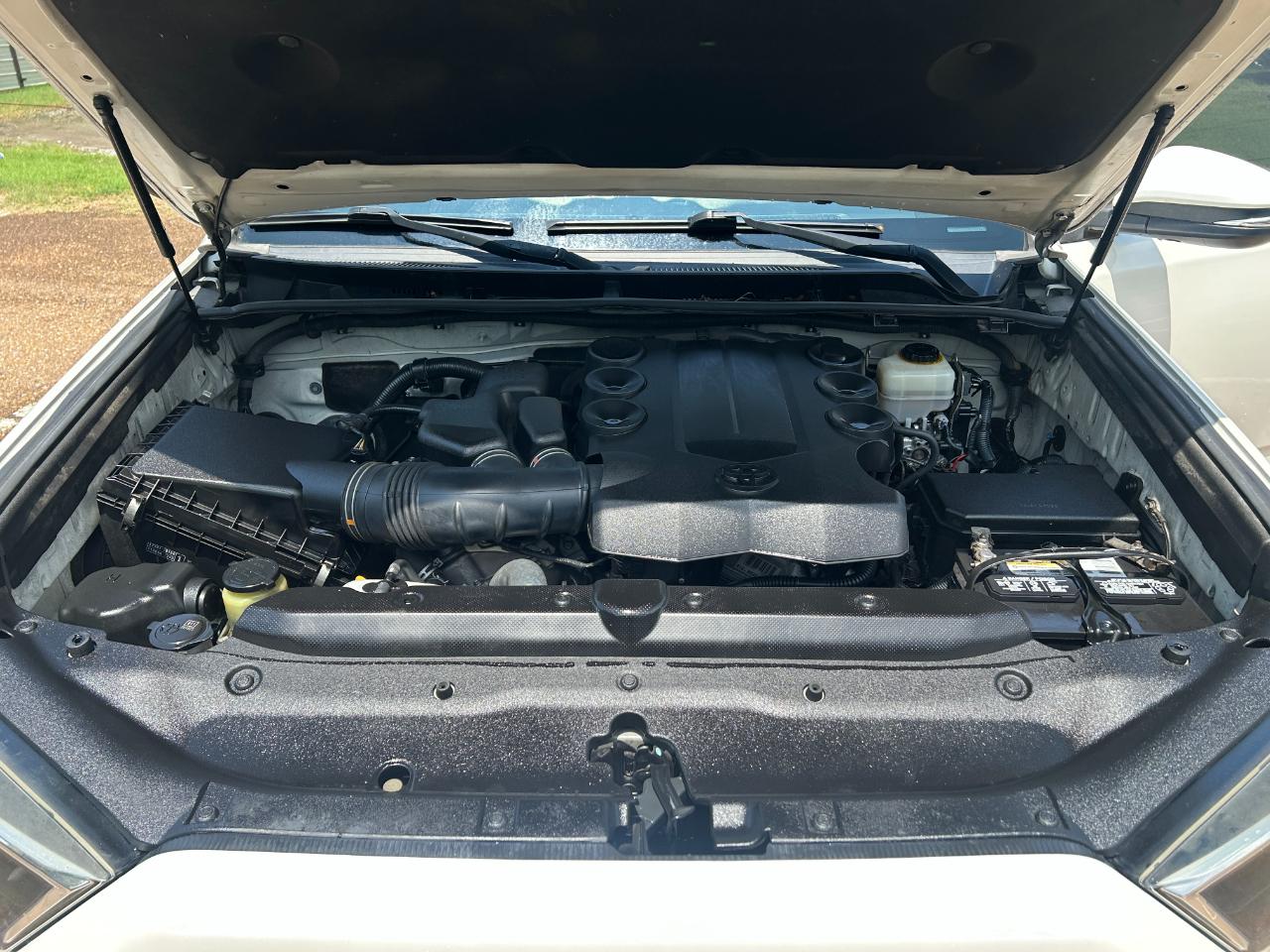 Toyota 4Runner RWD 4dr V6 Limited (Natl) 2015