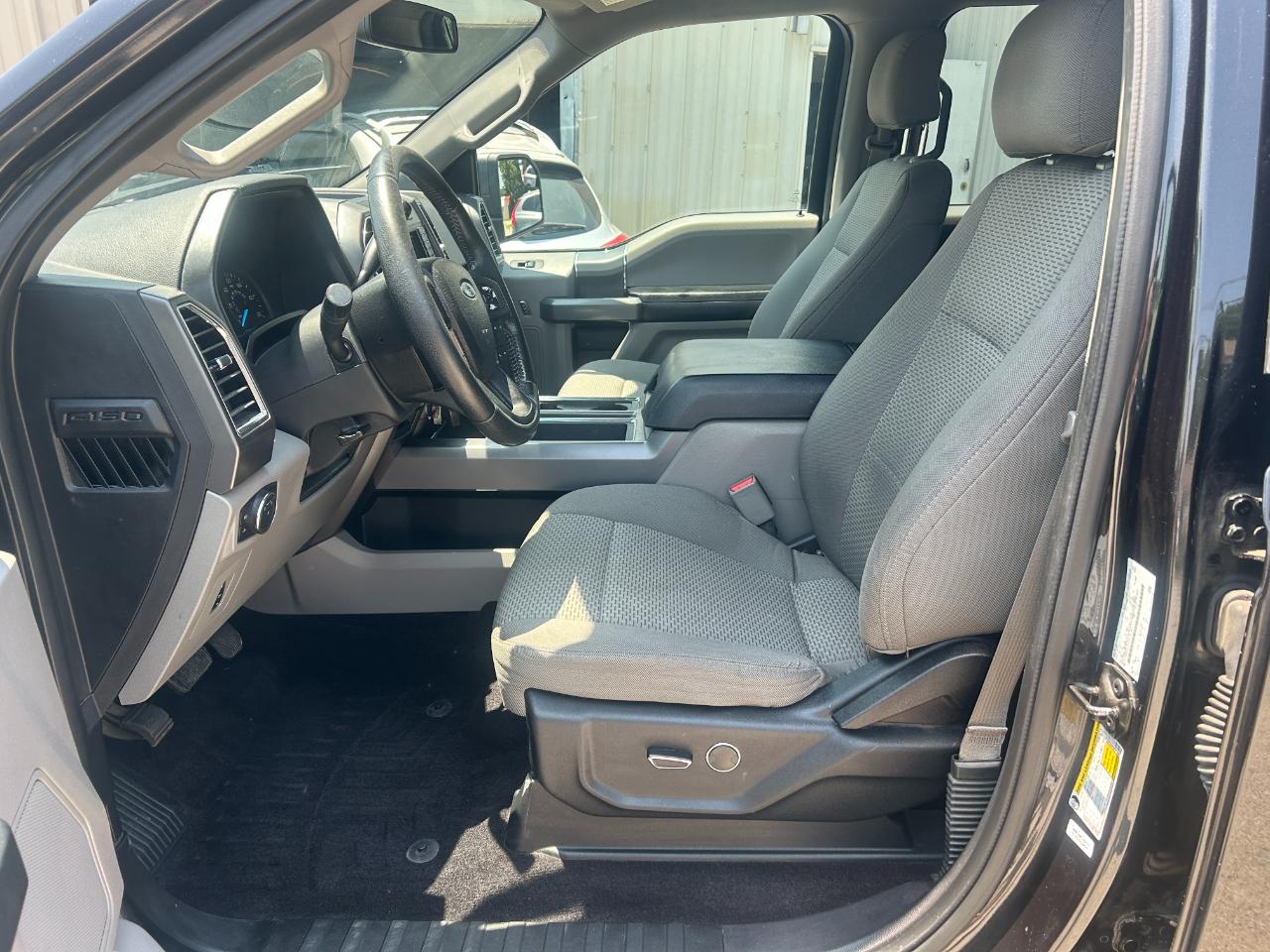 2015 Ford F-150 XLT - Photo 9