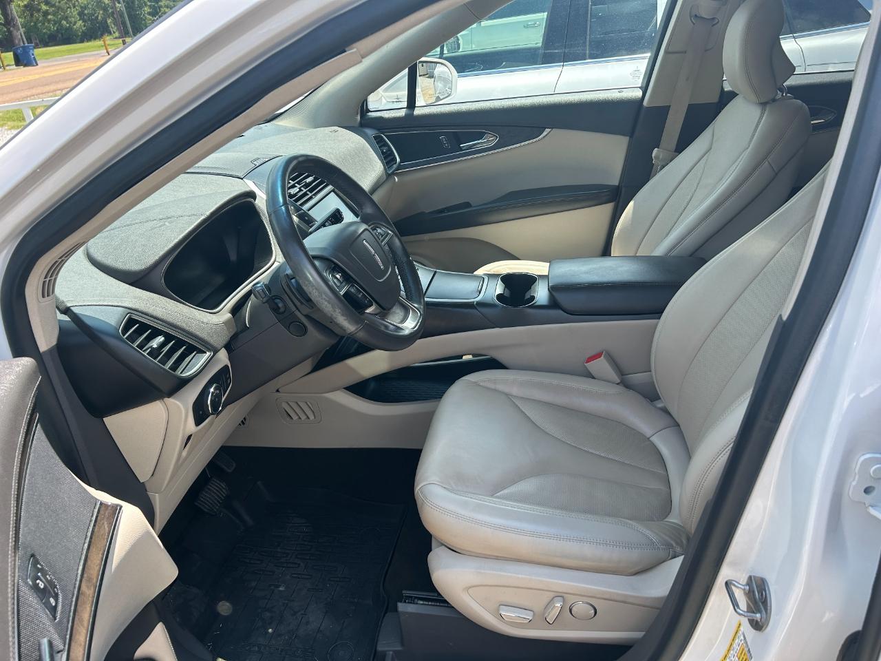 Lincoln Nautilus Select FWD 2019