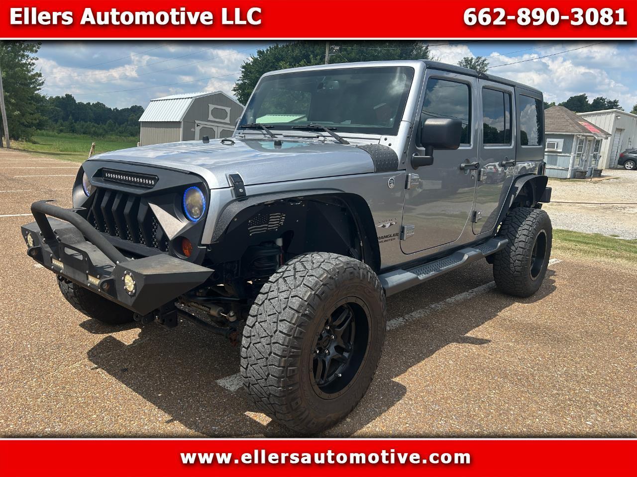 2013 Jeep Wrangler Unlimited 4WD 4dr Sahara