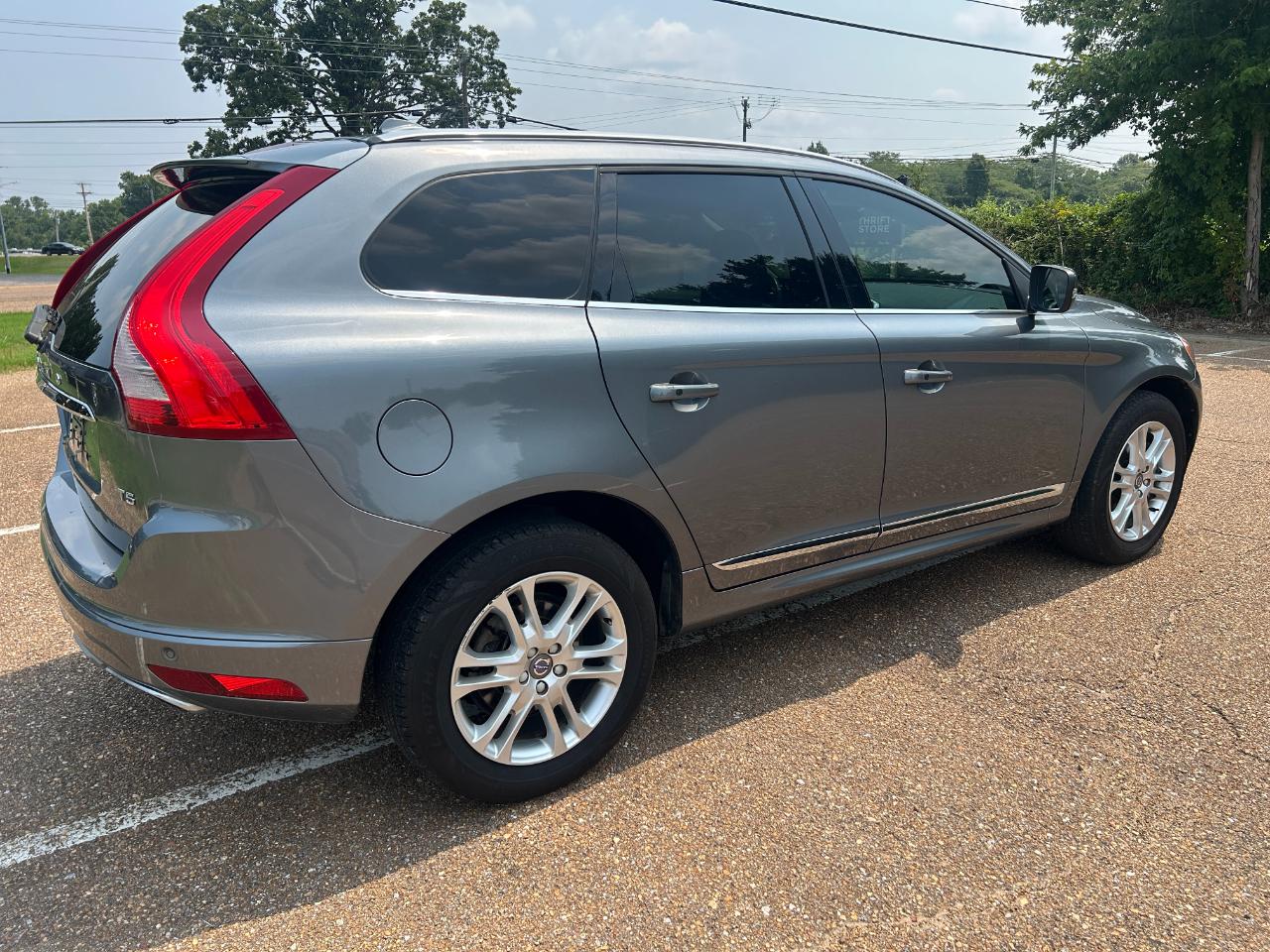 Volvo XC60 FWD 4dr T5 Drive-E Premier 2016