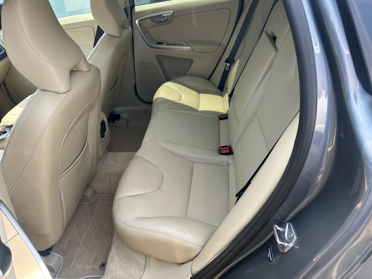 Volvo XC60 FWD 4dr T5 Drive-E Premier 2016