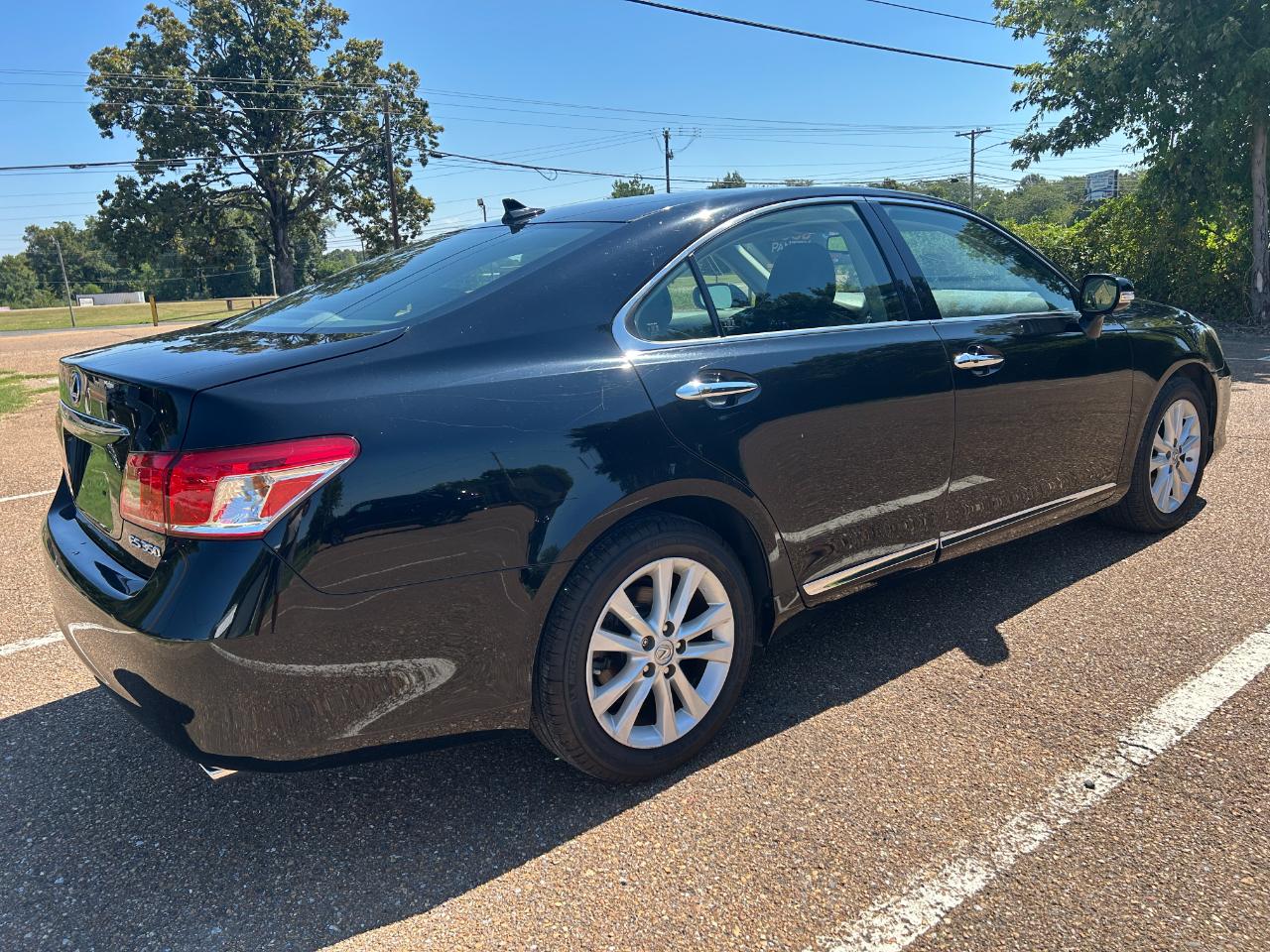 Lexus ES 350 4dr Sdn 2011