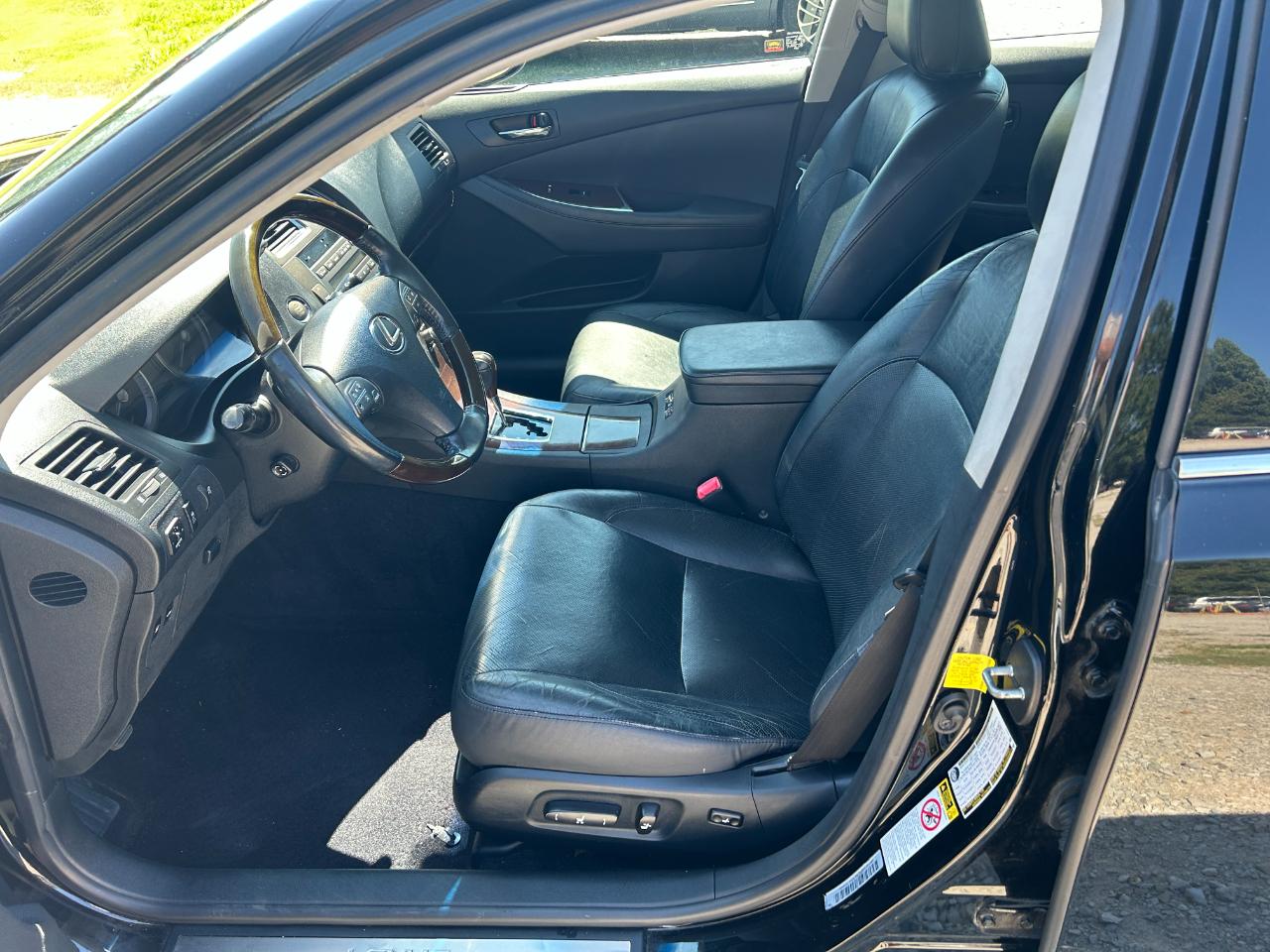 Lexus ES 350 4dr Sdn 2011