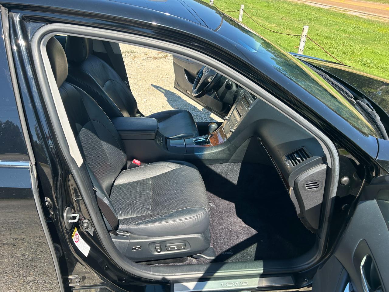 Lexus ES 350 4dr Sdn 2011