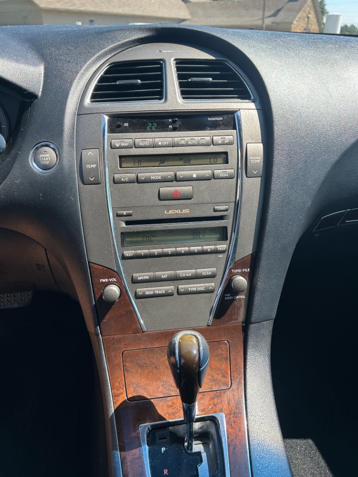 Lexus ES 350 4dr Sdn 2011