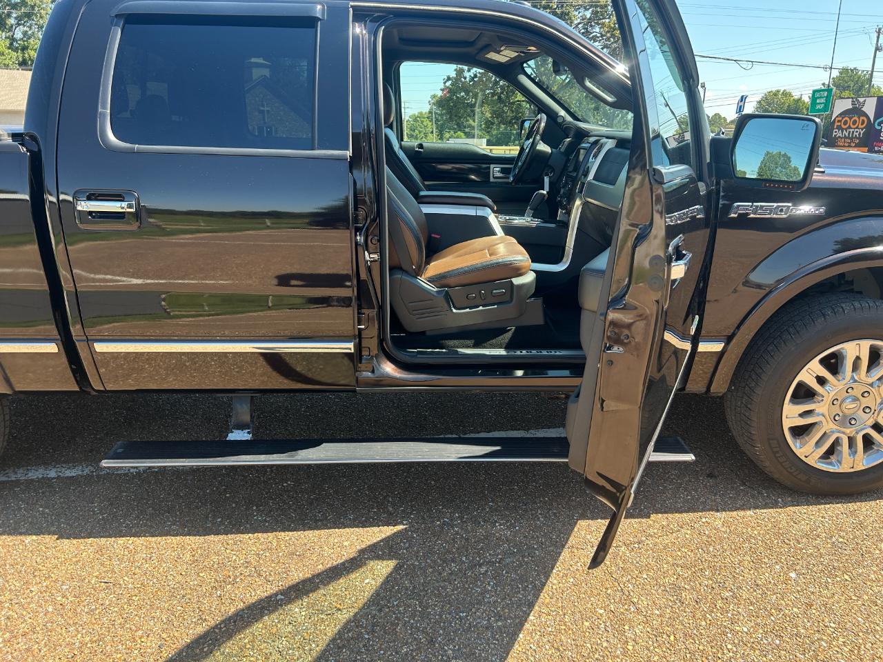 Ford F-150 4WD SuperCrew 145" Platinum 2013