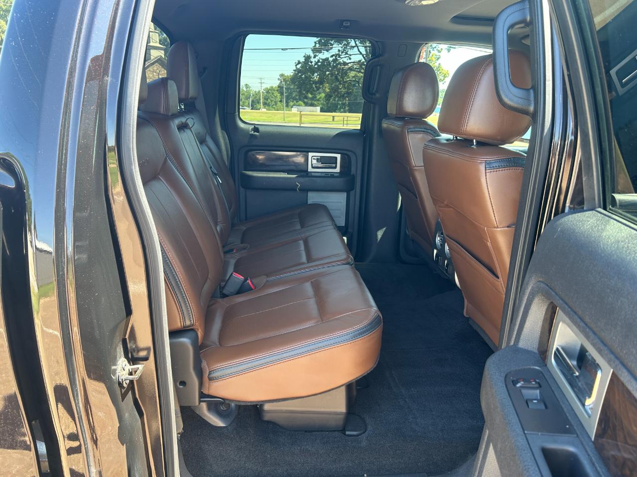 Ford F-150 4WD SuperCrew 145" Platinum 2013