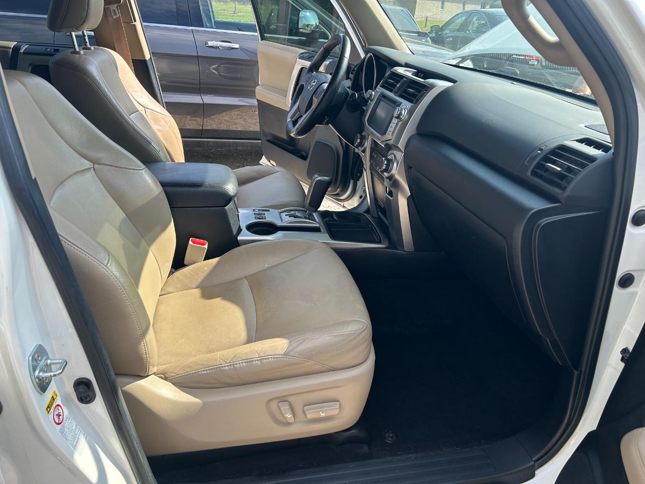 Toyota 4Runner RWD 4dr V6 Limited (Natl) 2013